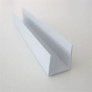 P3 PROFILO AD U IN PVC PER PANNELLO 21 mm